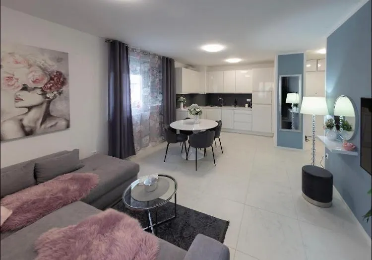 Alexandre Apartment Zadar